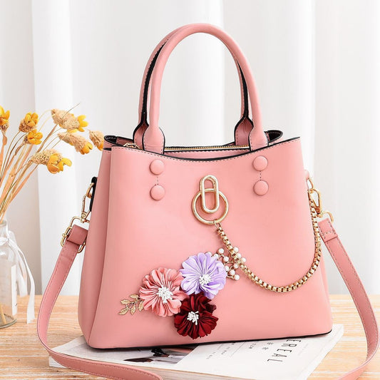 Large capacity flower chain single shoulder crossbody bag. Water bucket shape handbag for women.