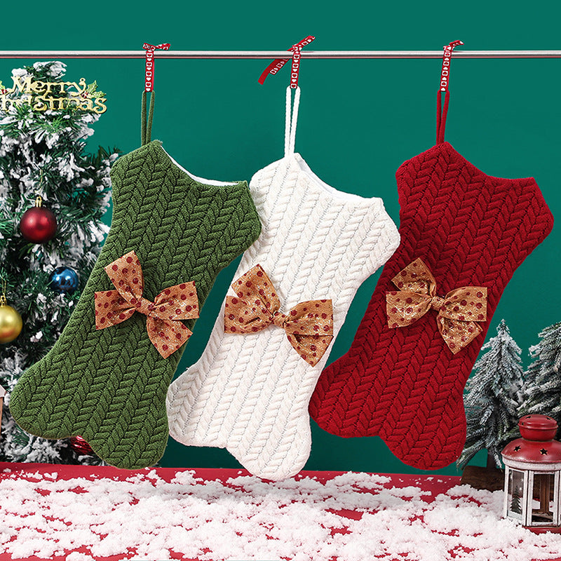 Christmas decorations, knitted yarn hanging ornaments, gift bags, Christmas socks, Christmas pendants