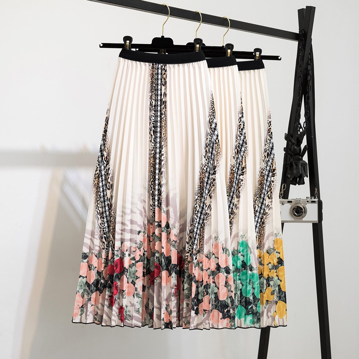 Skirts Women's Elastic Waist Pleated Skirts Digital Printing Mid-Length Pleated Large Swing A-Line Skirts