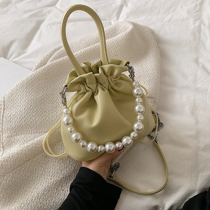 Pearl chain pleated shoulder bag women new solid color soft surface ins beam mouth portable Messenger bag