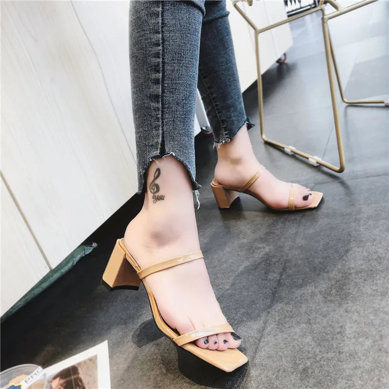 Slip On Square Heel Women Slipper Summer Outdoor Trendy Comfortable Women Sandals Thin Strap Women Slipper Elegant Women Shoe