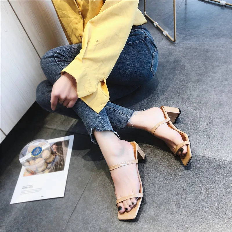 Slip On Square Heel Women Slipper Summer Outdoor Trendy Comfortable Women Sandals Thin Strap Women Slipper Elegant Women Shoe